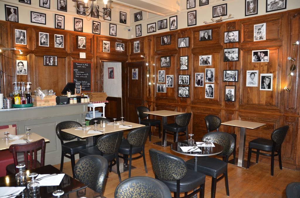 La Tour Du Lion Bed & Breakfast โรชฟอต์อองแตร์ ภายนอก รูปภาพ